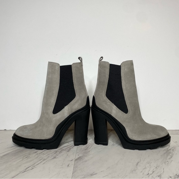 Marc Fisher Ramio Chelsea Gray Suede Heeled Chelsea Boot 7M - Picture 7 of 14